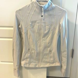 Lululemon define jacket size 4